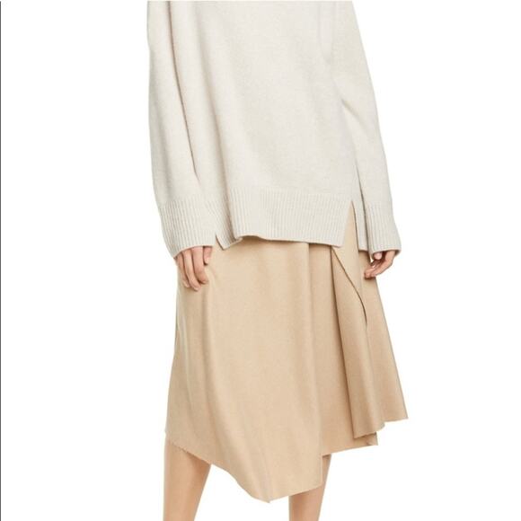 VINCE Double Slit Turtleneck Sweater In Biscuit Cream Size XL - Picture 4 of 14